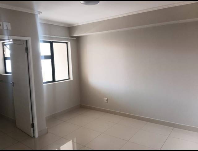 2 BEDROOM APARTMENT FOR SALE IN UMHLANGA RIDGE